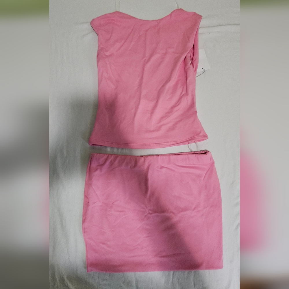 NEW 2 PIC SET. PICK SKIRT WITH BACKLESS TOP